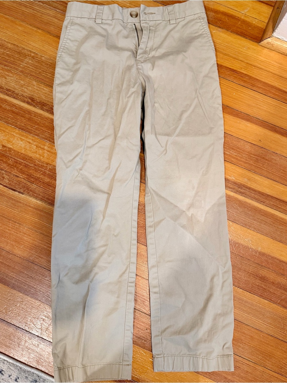 Vineyard Vines Men’s Khaki Chinos in Light Tan